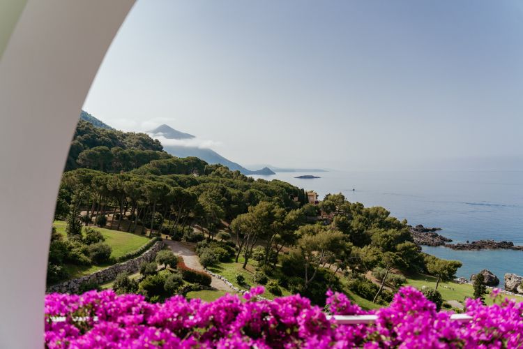 La splendida vista dalle camere con affaccio sul mare