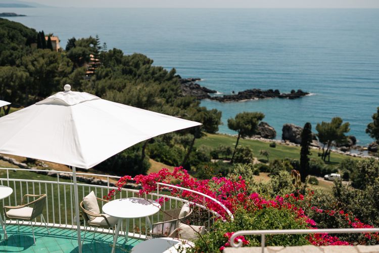 Vista pomeridiana da Le Lanterne