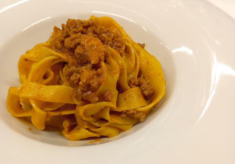 Tagliatella reale con quinto quarto di galletto
