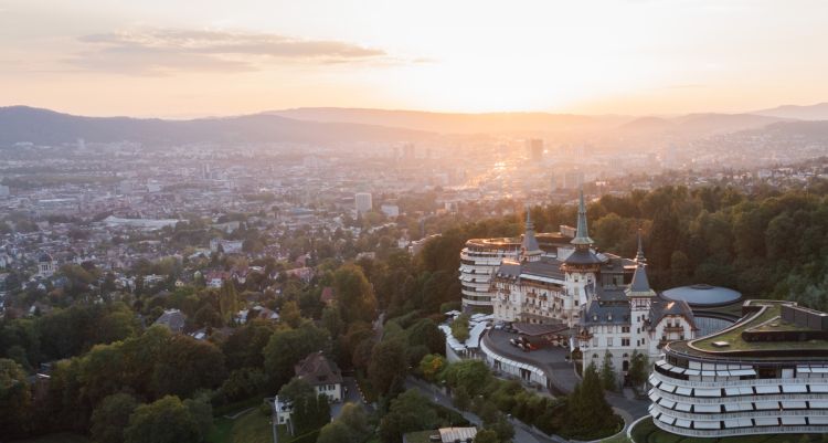 La grandiosa vista sulla città di Zurigo che si g