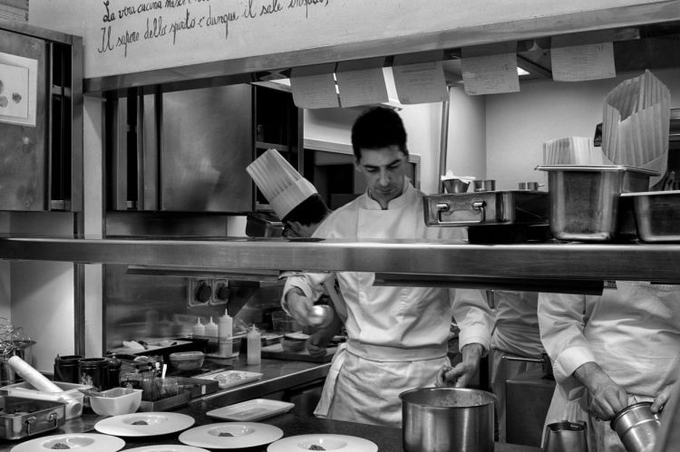 Massimiliano al pass. Le due foto sono di Sergio Coimbra