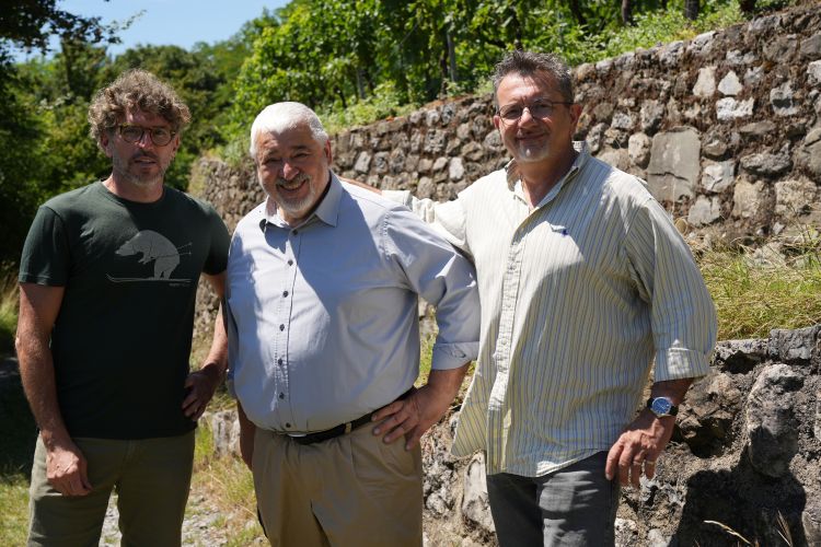 Umberto Bombana, al centro, con suo fratello Claud
