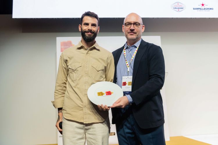 Tommaso Tonioni premiato a Identità Milano 2026
