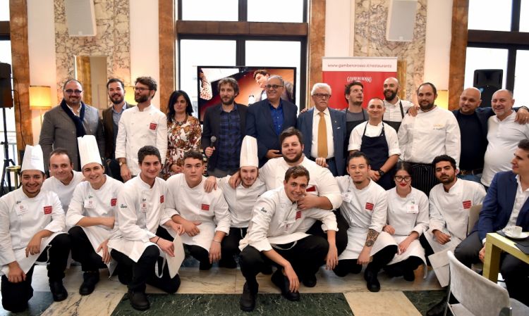 Foto di gruppo dei premiati da Top Italian Restaurants
