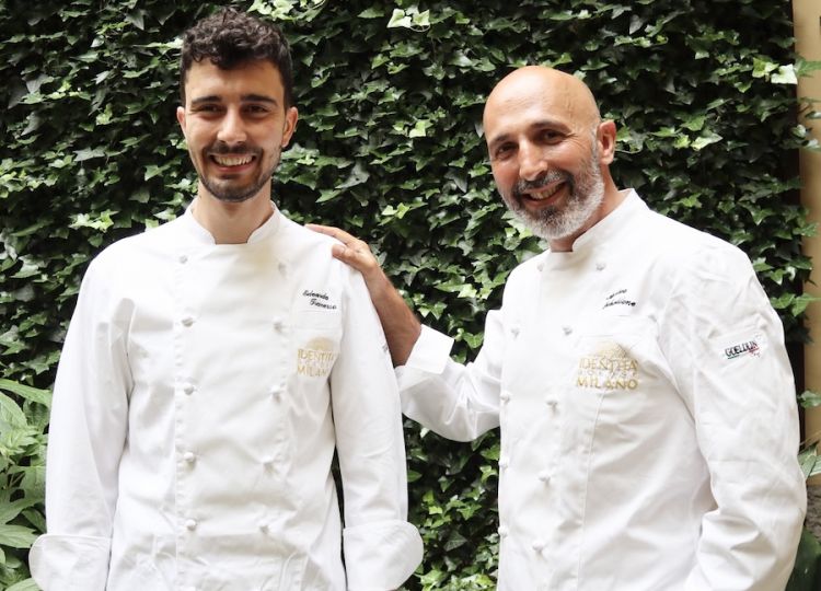 Andrea Ribaldone, a destra, con Edoardo Traverso, da settembre 2020 il resident chef di Identità Golose Milano
