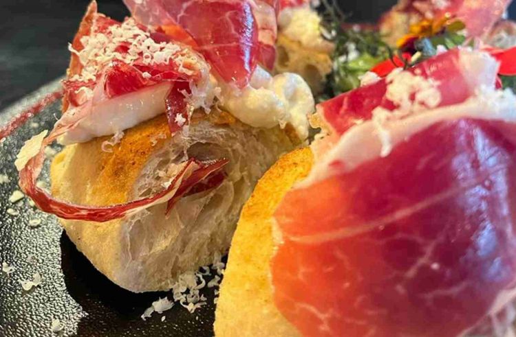 La pizza&nbsp;Iberico
