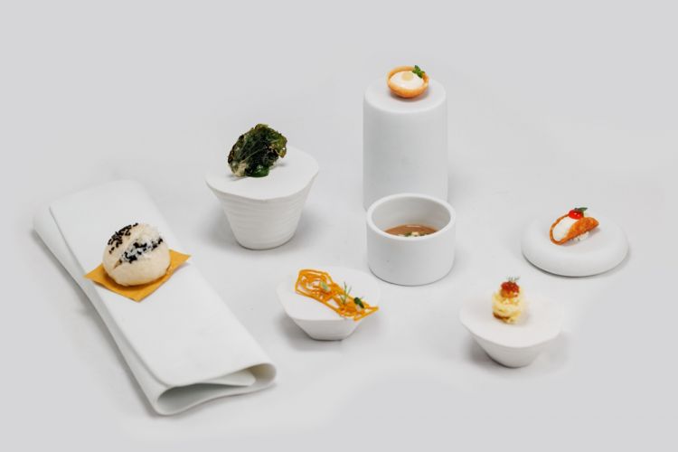 Il servizio degli amuse bouche