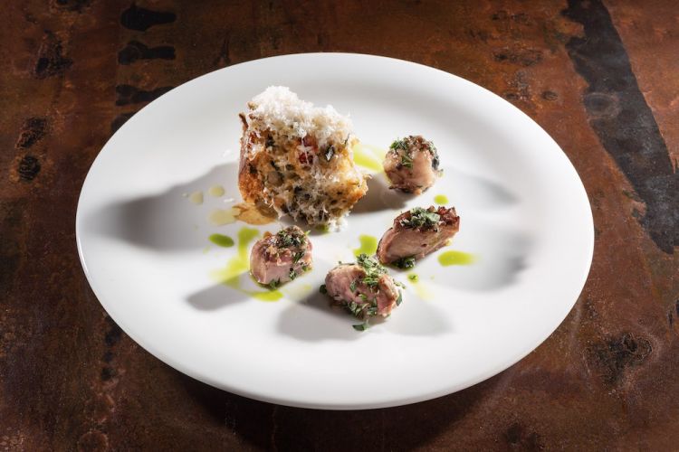 Panbollito di agnello con agnello fuori di testa