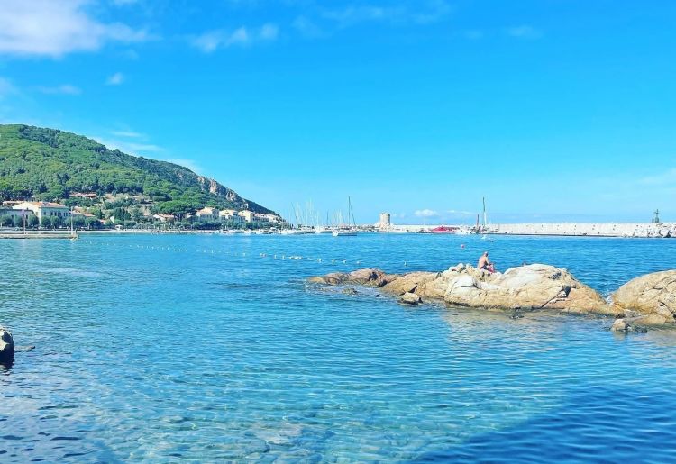 Lo splendore dell'Elba visto dal ristorante Umami