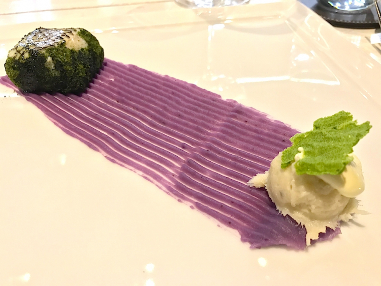 Moro oceanico in polvere di cime di rapa, patata viola