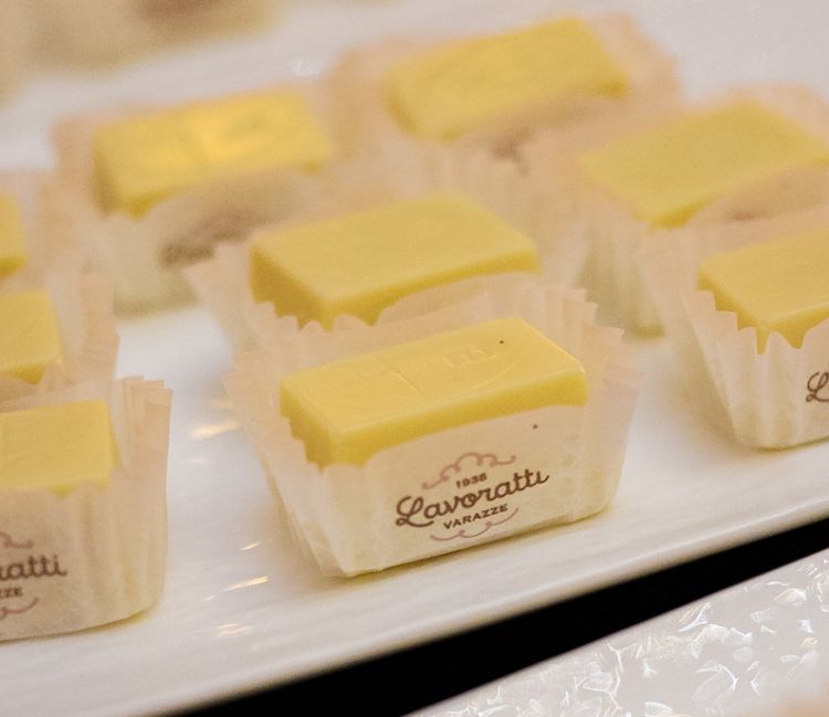 Le praline al Parmigiano Reggiano Lavoratti 1938
