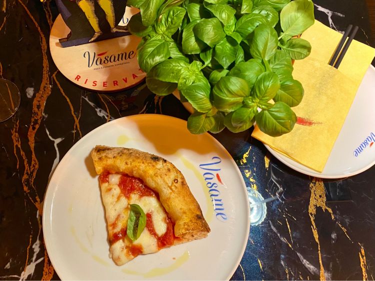 La Regina Margherita (con pomodoro San Marzano Dop