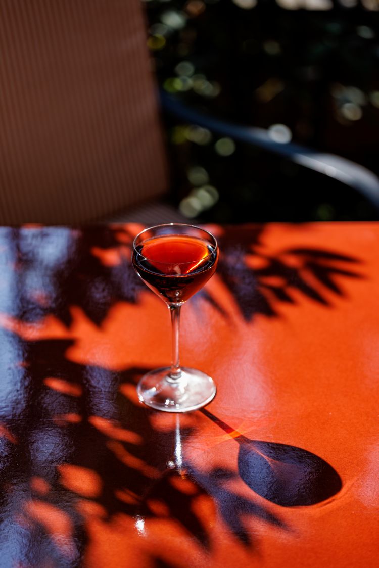 Velluto, uno dei drink presenti attualmente nella drinklist del The Club Room e che celebra i grandi classici della miscelazione.