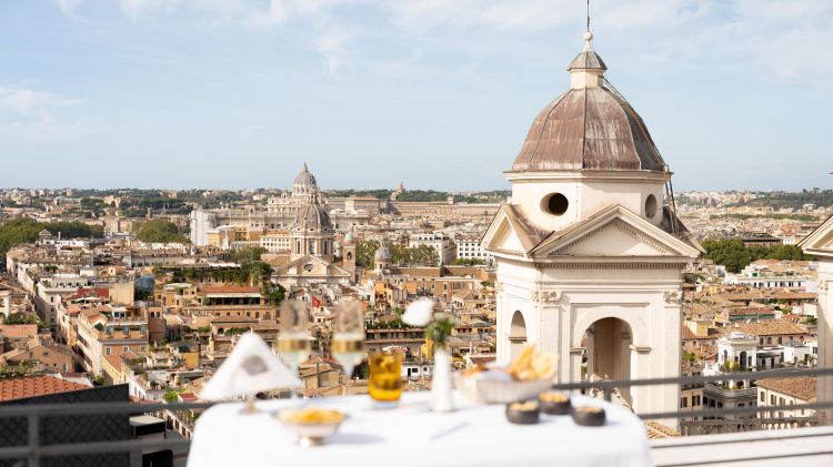La vista su Roma dall'Hotel Hassler

