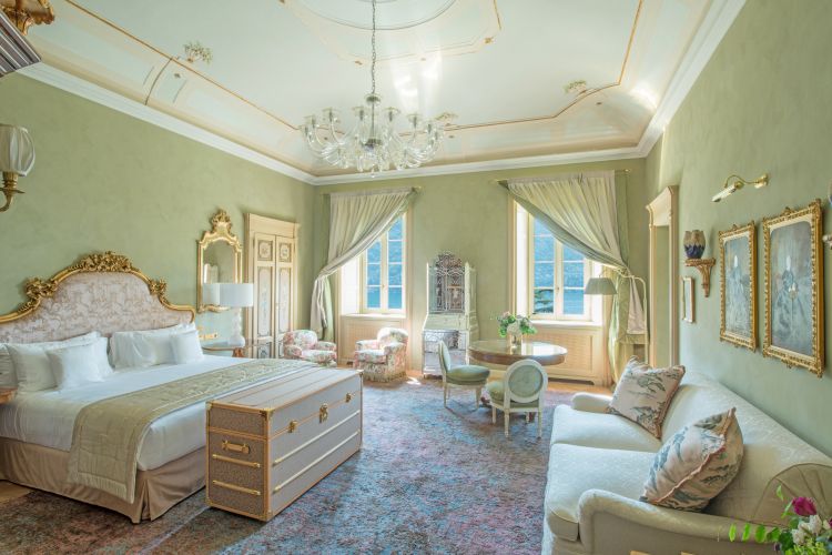 Una delle suite di Passalacqua, a Moltrasio, sul Lago di Como, una delle strutture Tre Chiavi MICHELIN nell’edizione 2025
