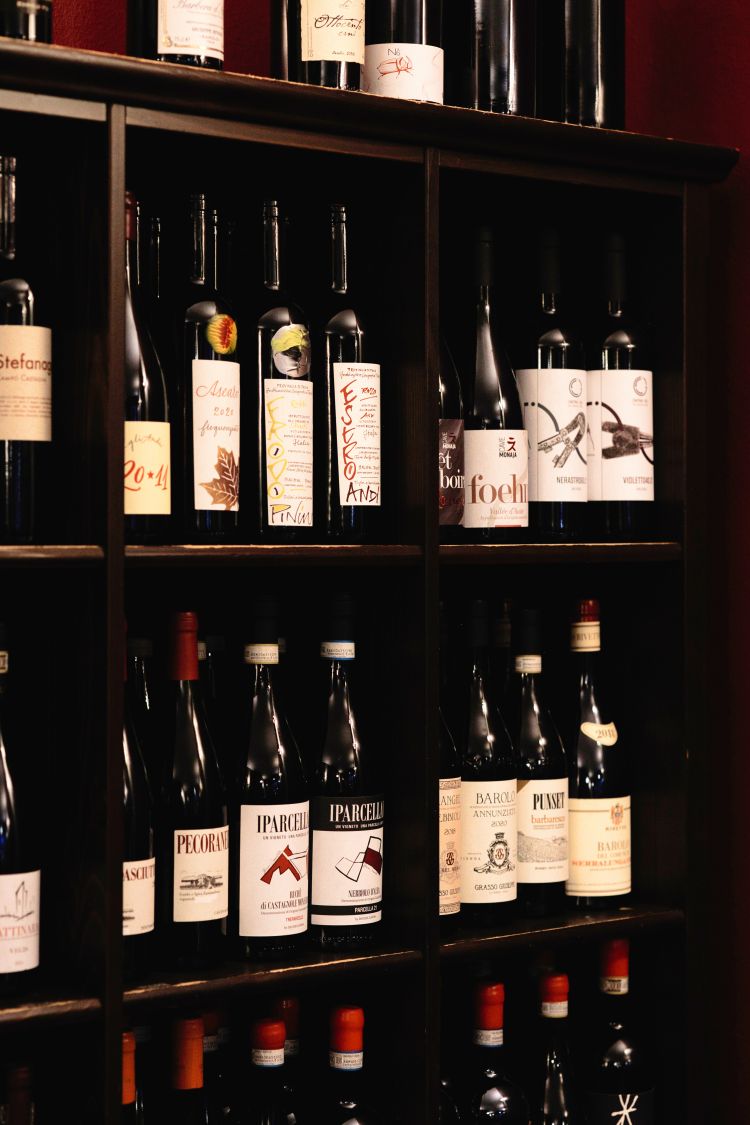 Una parte della selezione di vini proposta da Giacomo Damonte
