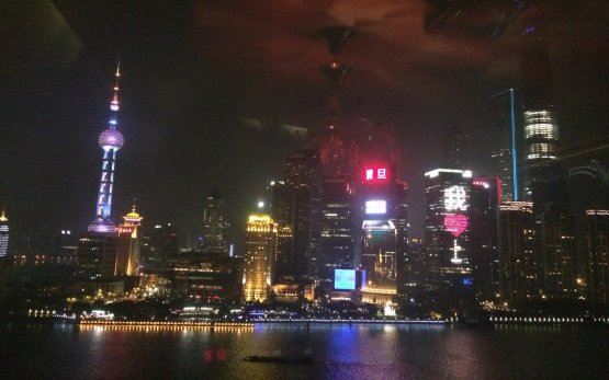 La vista sul Bund di Da Ivo, indirizzo 23f Jinling East road