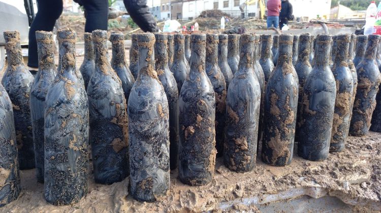 The bottles of Trepat del Jordiet 2018 saved from the mud 
