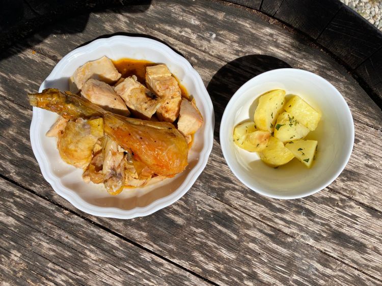 Pollo in salamoia arrosto, patate novelle al drago