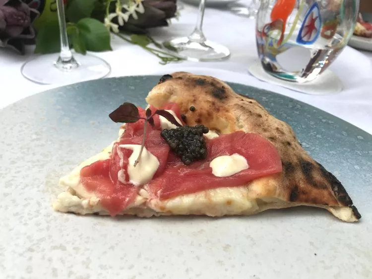 La Da Carpaccio a Kandinsky , topping di Canella su impasto di Pepe - Foto: Annalisa Cavaleri