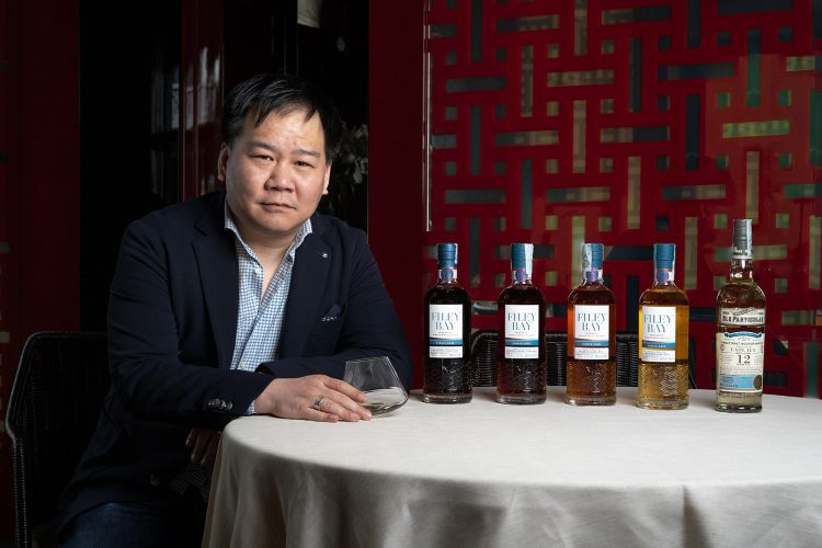Zhang Le ha presentato la sua personale linea di w