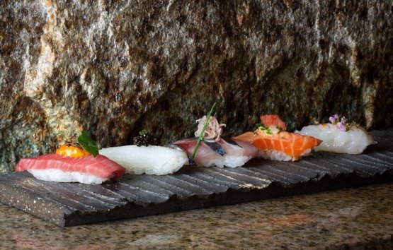 Another photo by John Carey, this time capturing the beautiful elegance of the sushi presented at Zuma in Rome and in the world
