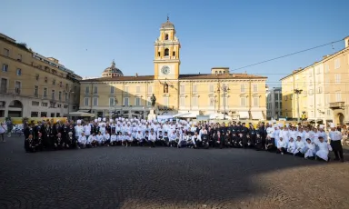 Foto di gruppo alla&nbsp;Cena dei M